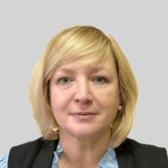 Устинова Светлана
